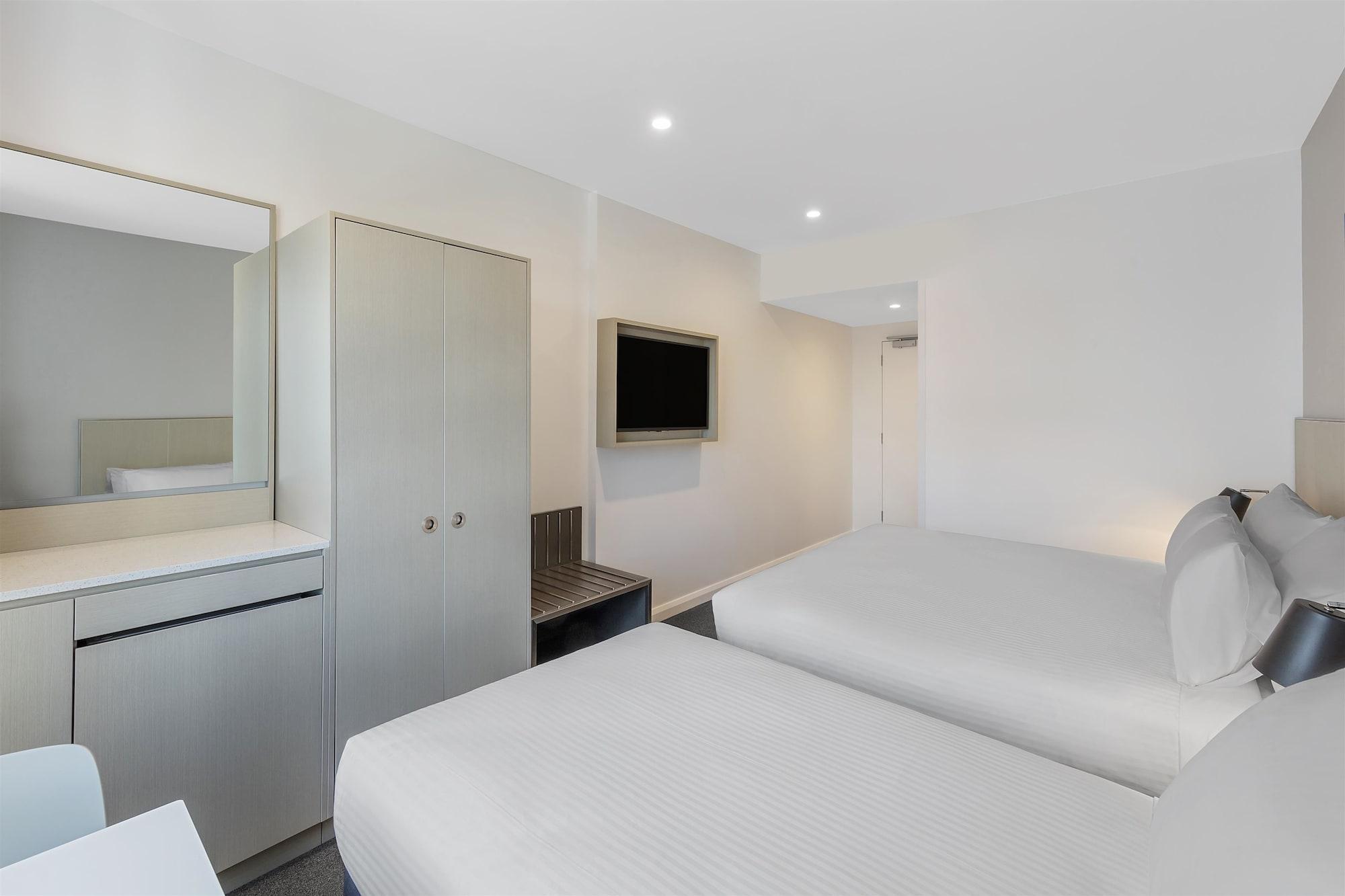 Travelodge Hotel Sydney Airport Exterior foto A room at the hotel