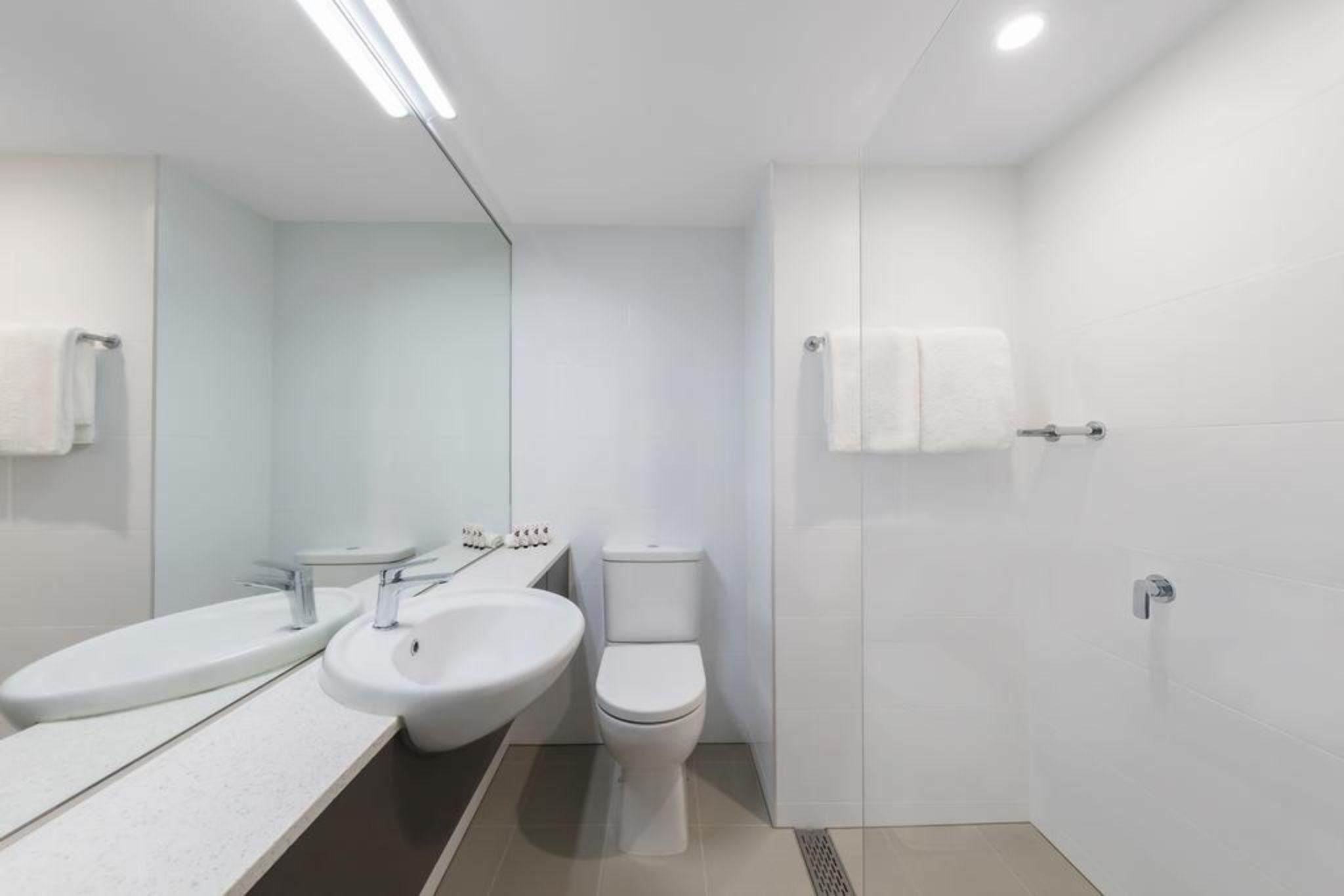 Travelodge Hotel Sydney Airport Exterior foto Bathroom